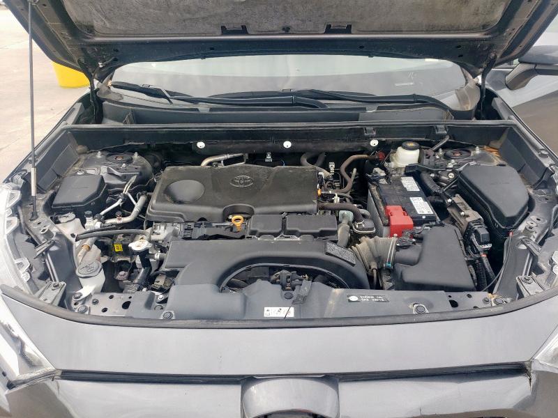 2T3C1RFV1MC102007 Toyota RAV4 XLE P