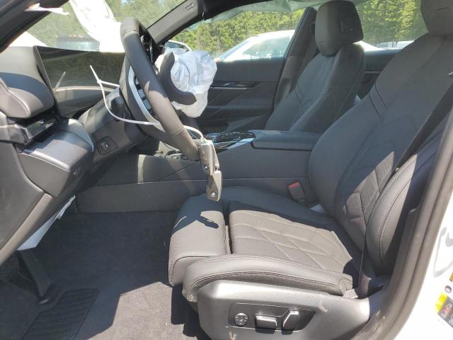 WBY33FK04RCS04217 BMW i5