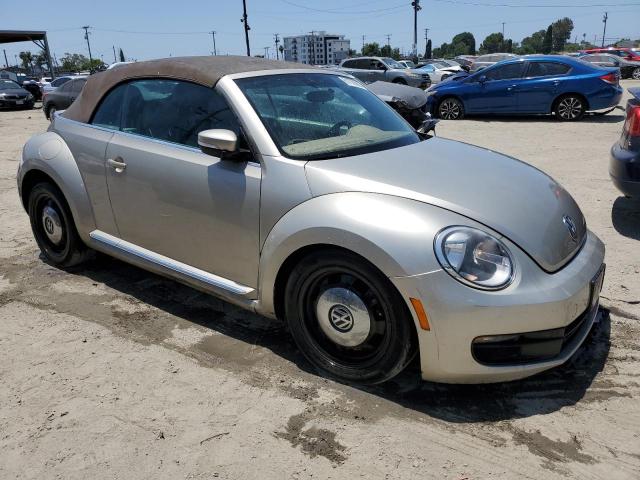 3VW517AT9EM820812 Volkswagen Beetle