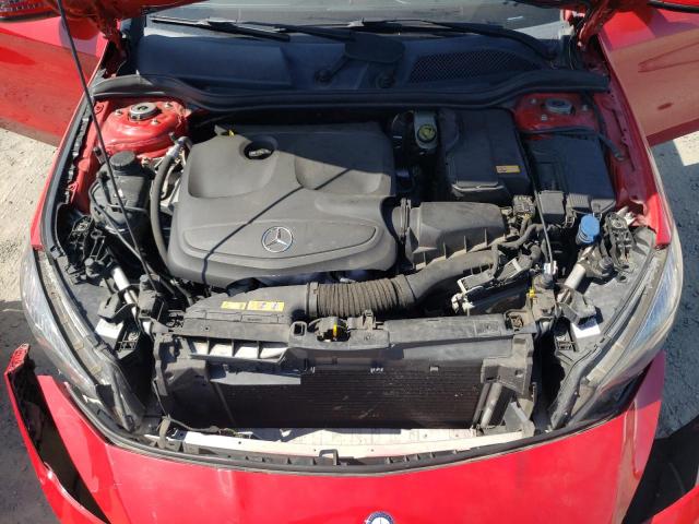 WDDSJ4GBXFN215889 Mercedes-Benz CLA-Class