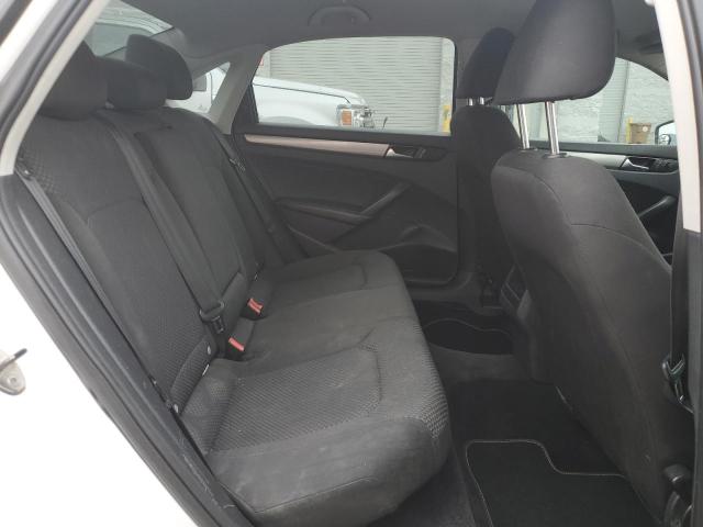1VWAT7A38EC039905 Volkswagen 2014