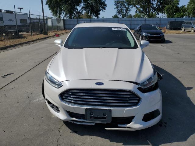 3FA6P0HD1GR329514 Ford FUSION SE