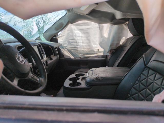 3C6UR5DL4GG330116 RAM 2016