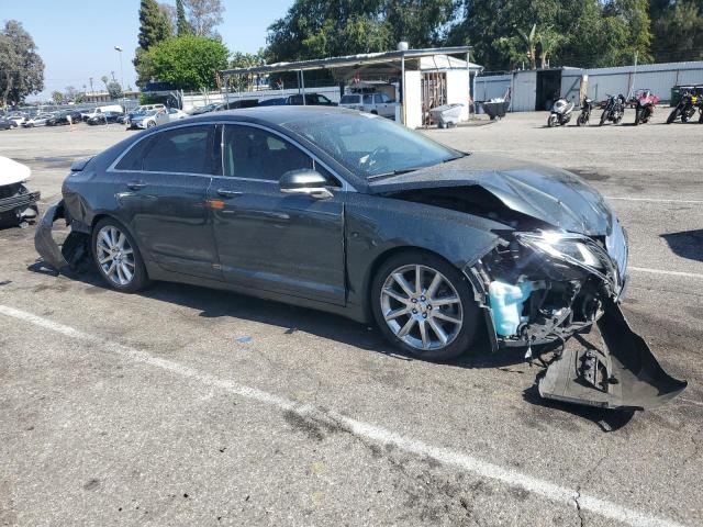 3LN6L2G95GR609365 Lincoln 2016