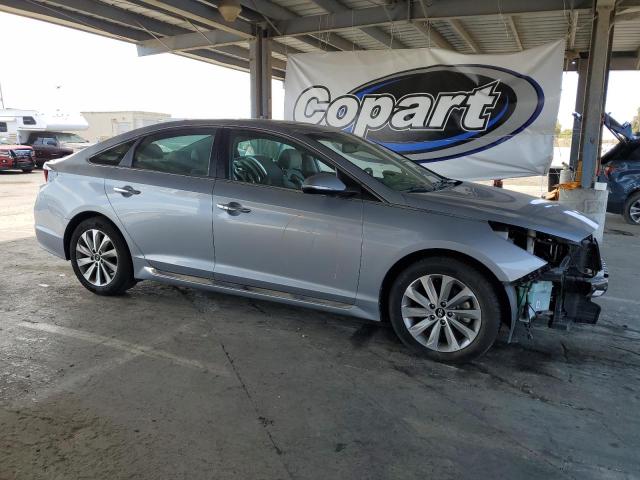 5NPE34AF2HH444471 Hyundai 2017
