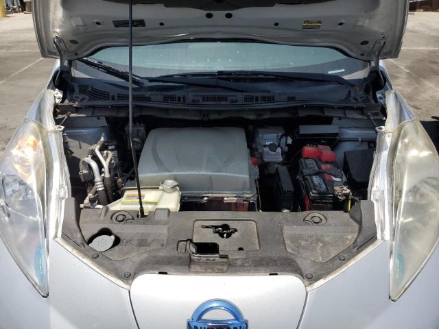 1N4BZ0CP8GC302657 Nissan 2016