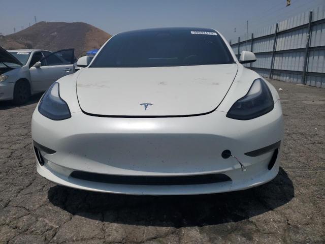 5YJ3E1EA8NF203832 Tesla MODEL 3
