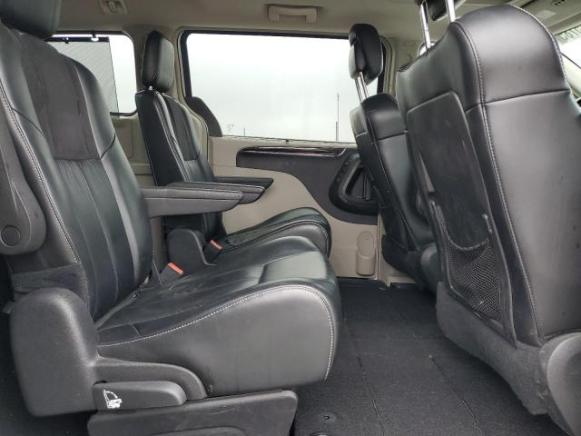 2C4RC1GG8GR120099 Chrysler TOWN & COU