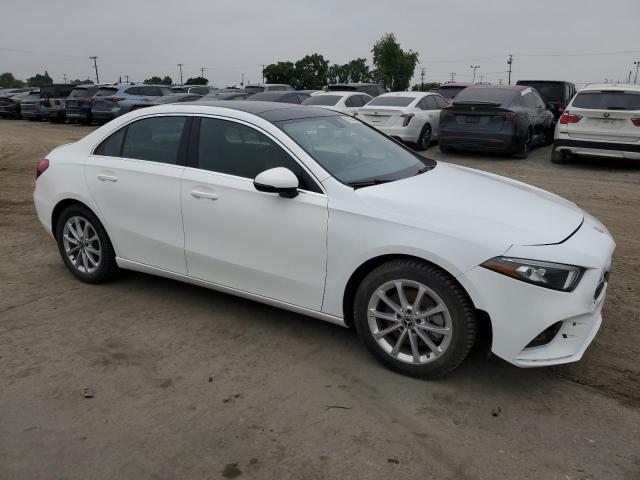 W1K3G4FB0MJ314147 Mercedes-Benz m260