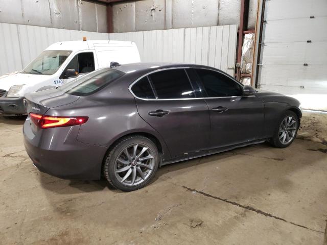 ZARFAEDN4H7550370 Alfa Romeo 2017