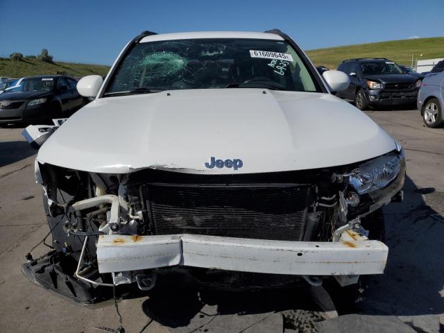 1C4NJDEB1GD759425 Jeep 2016