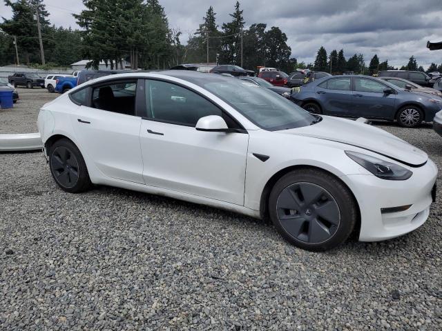 5YJ3E1EB6MF998693 Tesla 2021