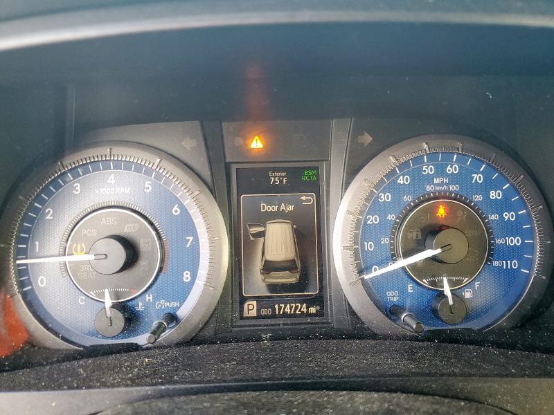 5TDDZ3DC8KS220712 Toyota SIENNA XLE