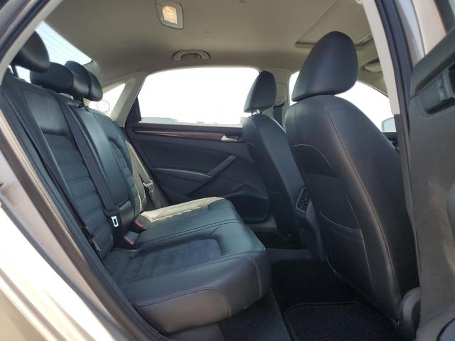 1VWCT7A34EC073073 Volkswagen 2014