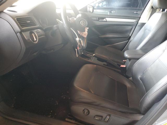 1VWAT7A33FC031390 Volkswagen 2015