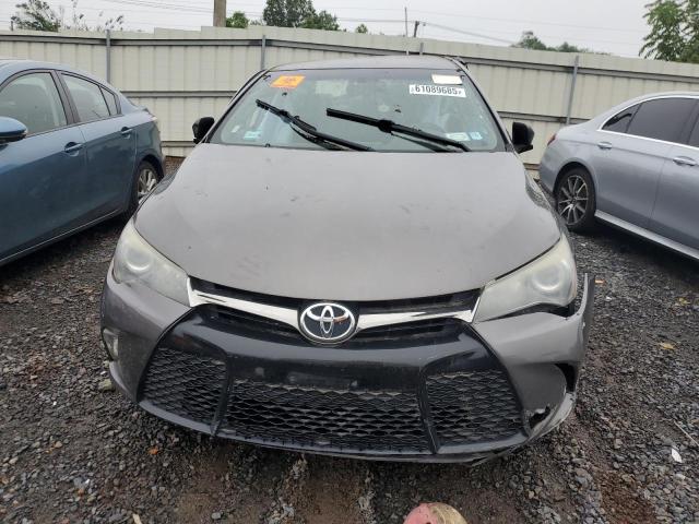 4T1BF1FKXHU712487 Toyota CAMRY LE