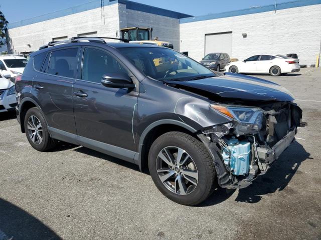 JTMWFREV5HJ712429 Toyota Rav4 Xle