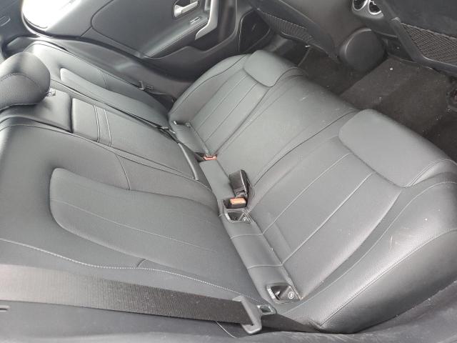 W1K3G4FB0MJ293400 Mercedes-Benz m260