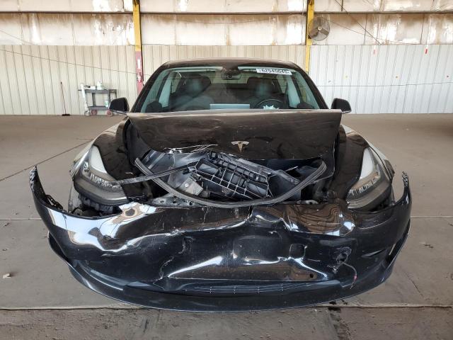 5YJ3E1EB4JF127867 Tesla 2018
