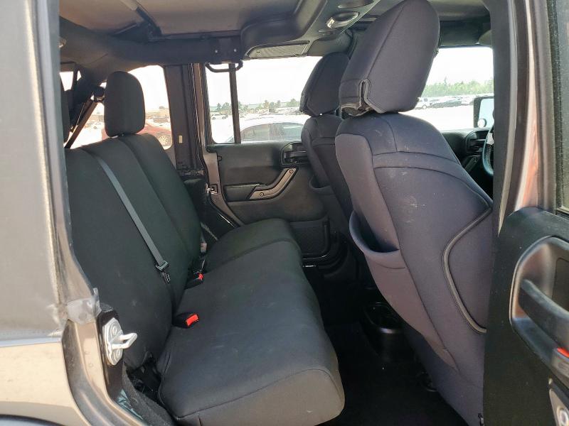 1C4BJWDGXJL859337 Jeep WRANGLER U