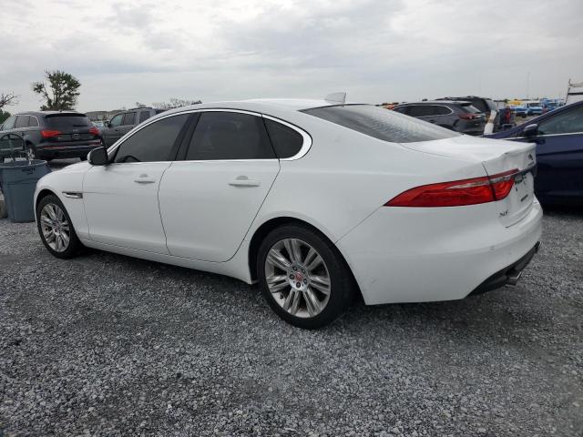 SAJBD4BV7HCY48451 Jaguar XF PREMIUM