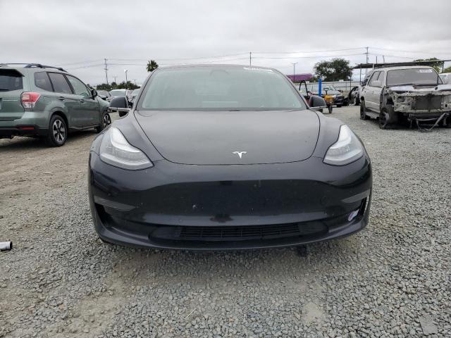 5YJ3E1EAXJF157270 Tesla MODEL 3