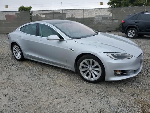 5YJSA1E25JF282919 Tesla MODEL S