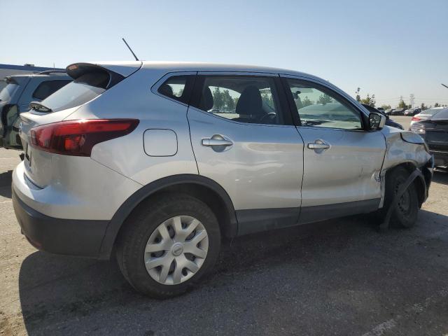 JN1BJ1CP8KW520597 Nissan 2019