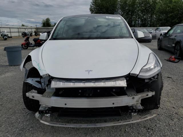 5YJYGDEE4MF239617 Tesla 2021