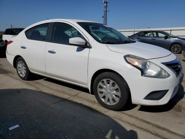 3N1CN7AP1FL842752 Nissan 2015