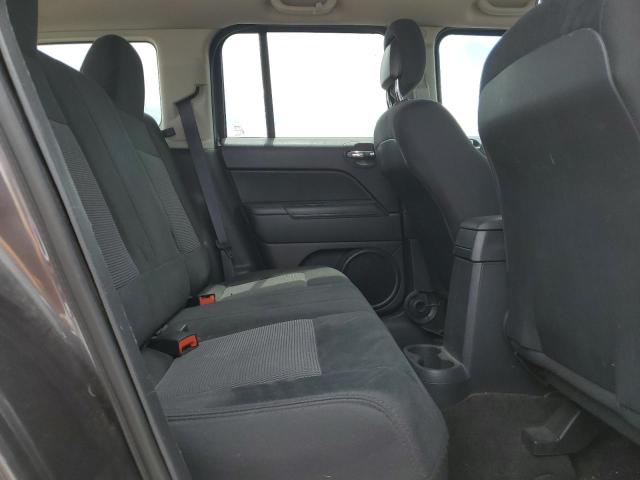 1C4NJRBB3ED756637 Jeep 2014
