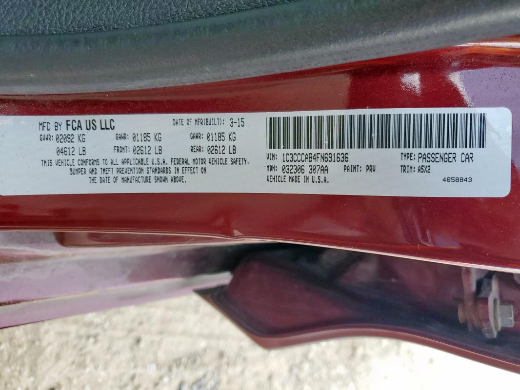1C3CCCAB4FN691636 Chrysler 2015