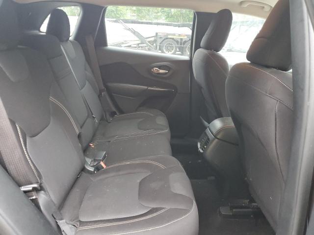 1C4PJLCB9FW532122 Jeep 2015