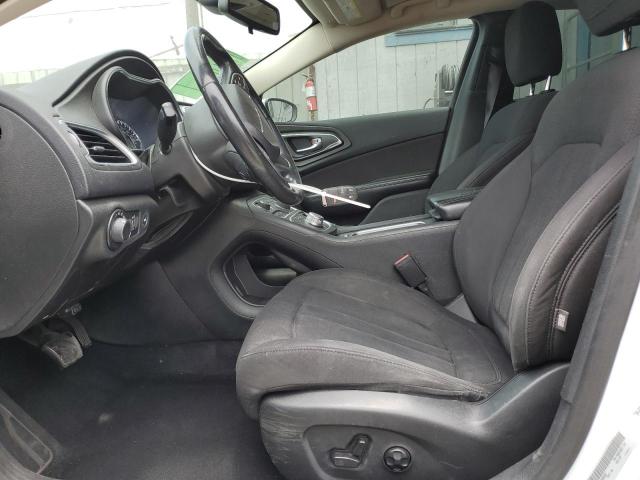 1C3CCCAB9FN560069 Chrysler 2015
