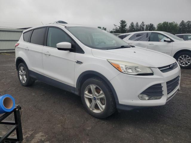 1FMCU9GX5EUA86605 Ford ESCAPE SE