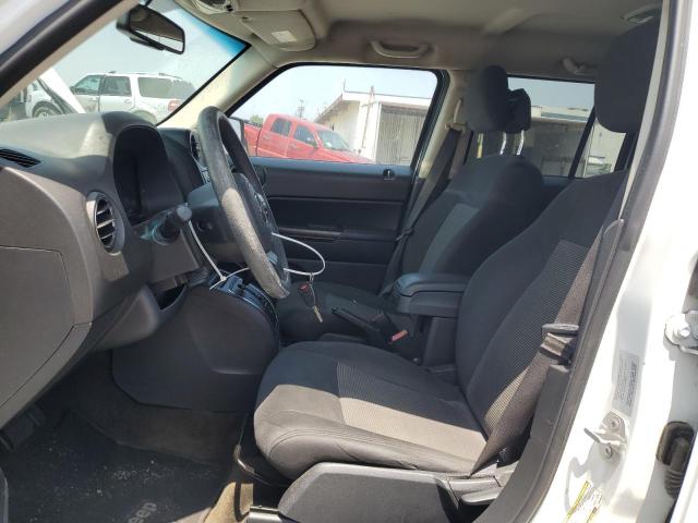1C4NJPBA6GD744013 Jeep 2016