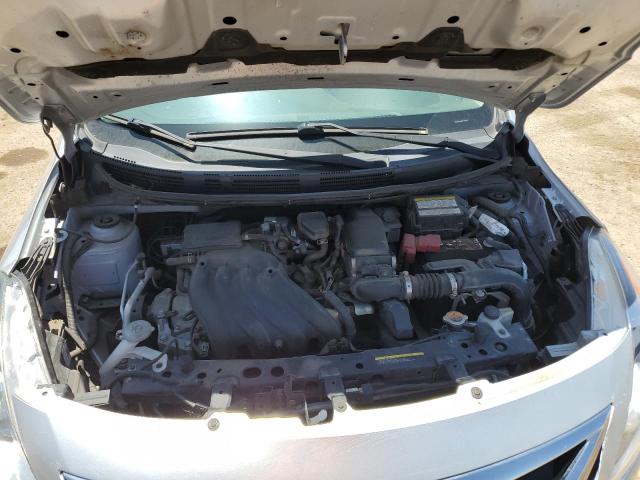 3N1CN7AP8GL899211 Nissan 2016