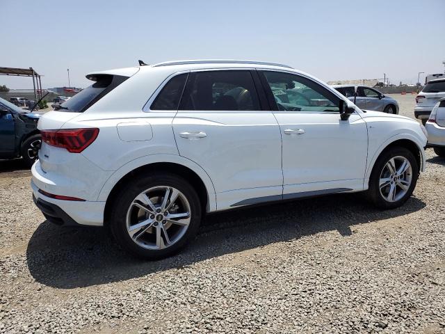 WA1EECF3XN1057845 Audi Q3 PREMIUM