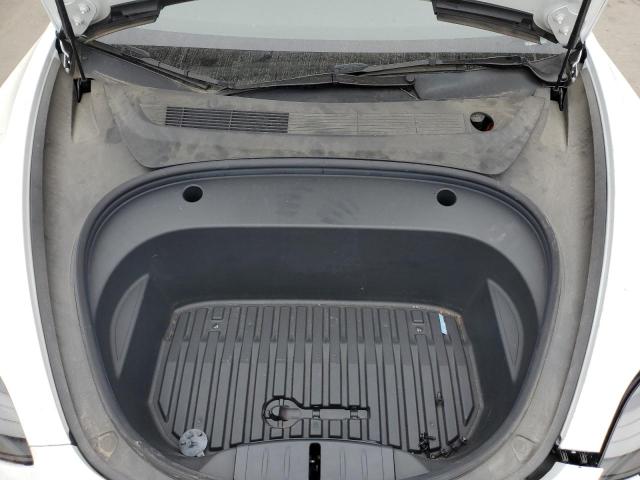 5YJ3E1EAXPF574333 Tesla MODEL 3