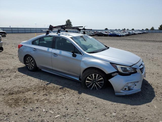 4S3BNAC68J3013725 Subaru u5