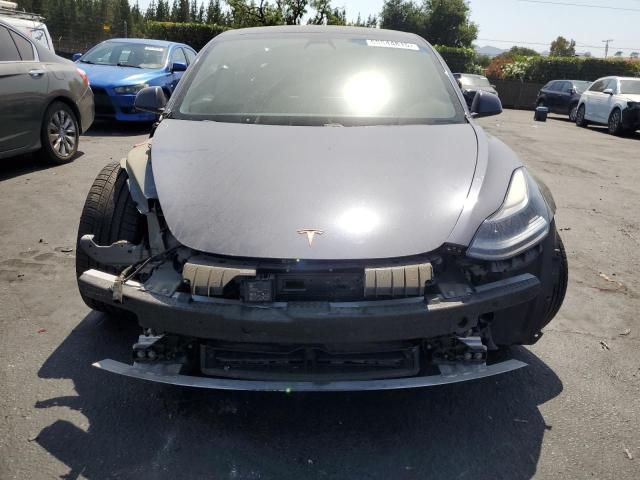 5YJ3E1EB6MF879798 Tesla 2021