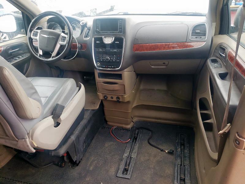 2C4RC1CG6GR283243 Chrysler TOWN & COU