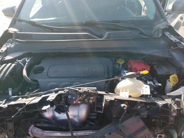 3C4NJCCB5MT563488 Jeep 2021