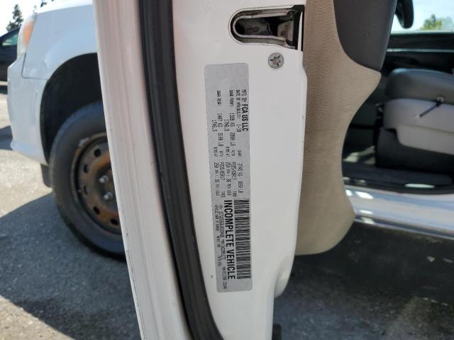2C7WDGBG8JR203438 Dodge GRAND CARA