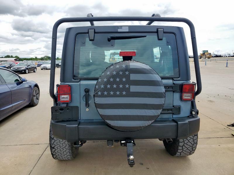 1C4BJWDG1FL563937 Jeep WRANGLER U