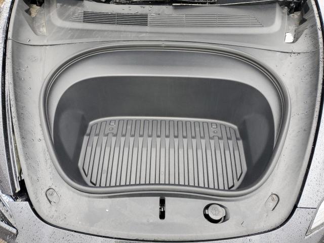 5YJ3E1EB0SF876117 Tesla 2025