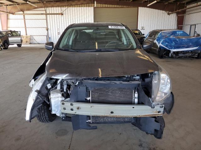 3N1CN7AP4HL838617 Nissan 2017