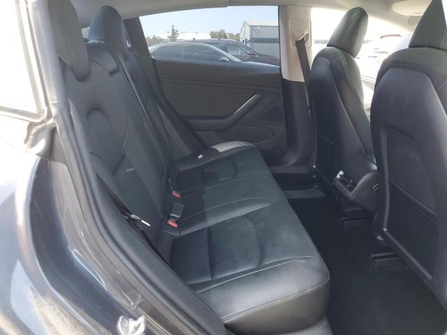 5YJ3E1EB6MF879798 Tesla 2021