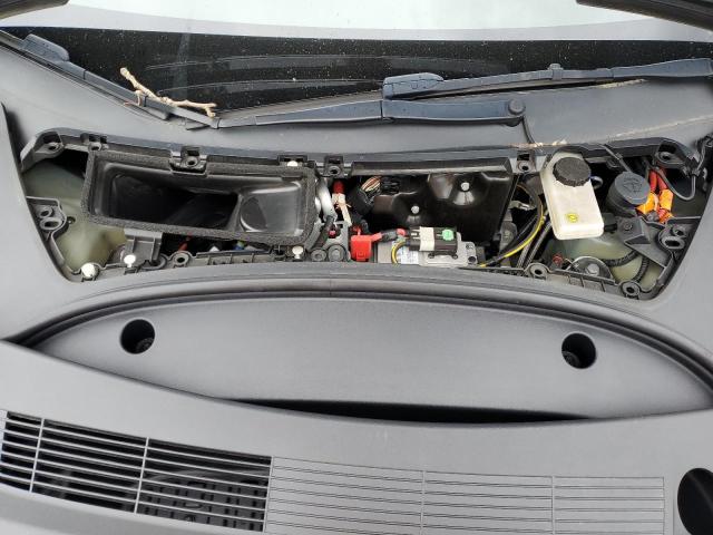 5YJ3E1EA7PF450973 Tesla 2023