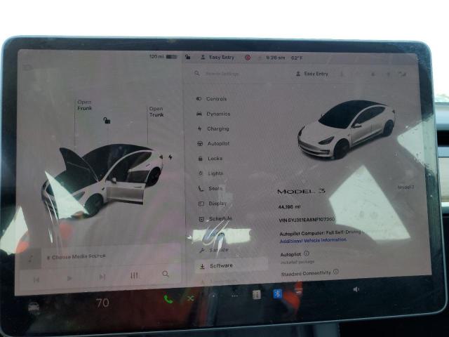 5YJ3E1EA6NF107360 Tesla 2022